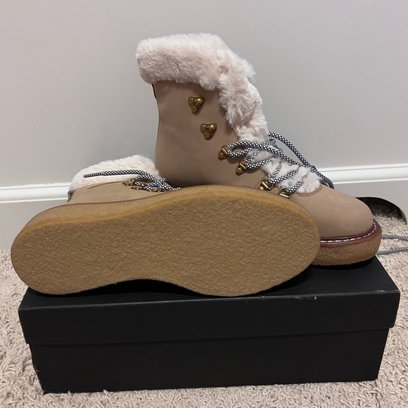 NIB JCrew Nubuck Winter Boots with Wedge Sole - Picture 2 of 3